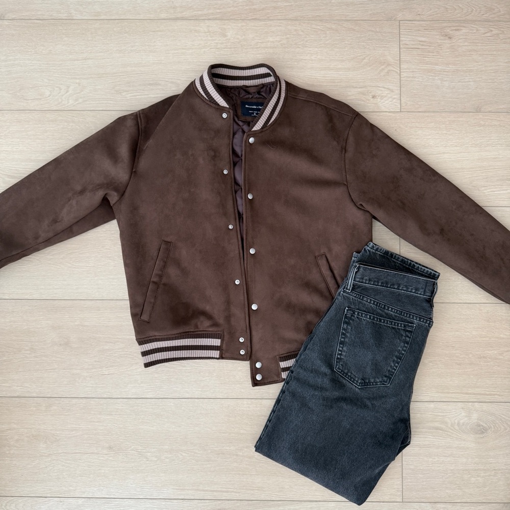 Abercrombie Men’s bomber jacket brown size medium